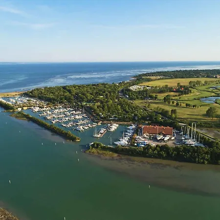 Mobilehome In 53448 Ferienpark