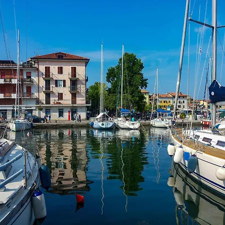 Mobilehome In 53448 Ferienpark *